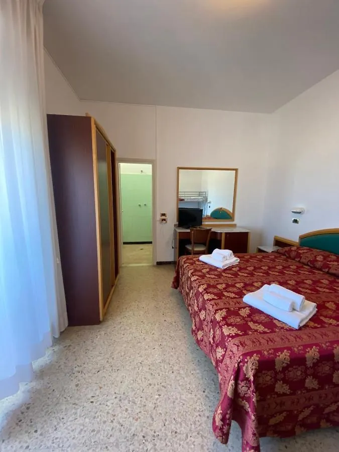 Hotel Artide Rimini 3*,